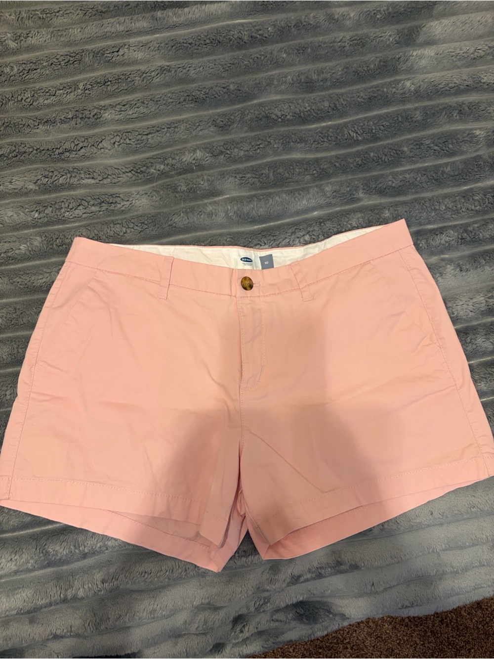 Old Navy Pink Women's Chino Shorts